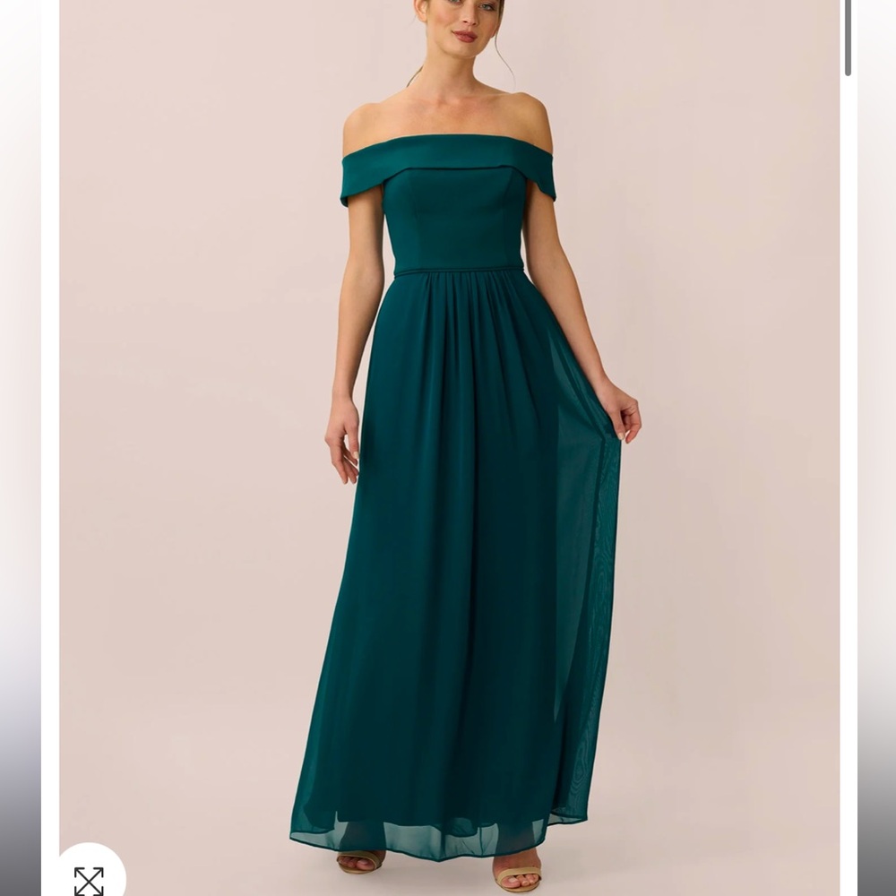 NWT ADRIANNA PAPELL OFF THE SHOULDER CREPE CHIFFON GOWN WITH SOFT SKIRT IN GREEN